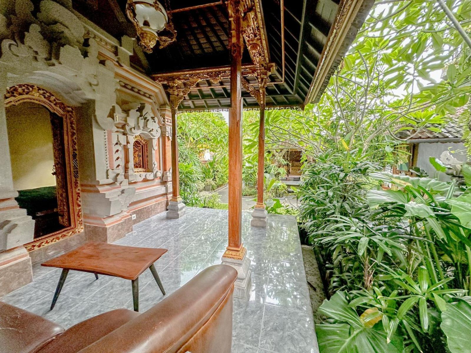 Ojek'S Homestay Ubud Rum bild